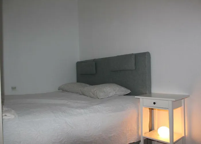 Niine Apartment
