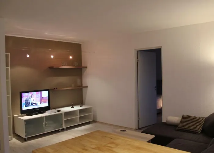 Niine Apartment